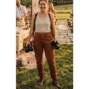 Everlane Way-High Curve Jean Rust Brown Red Size 6 EUC Sculptural